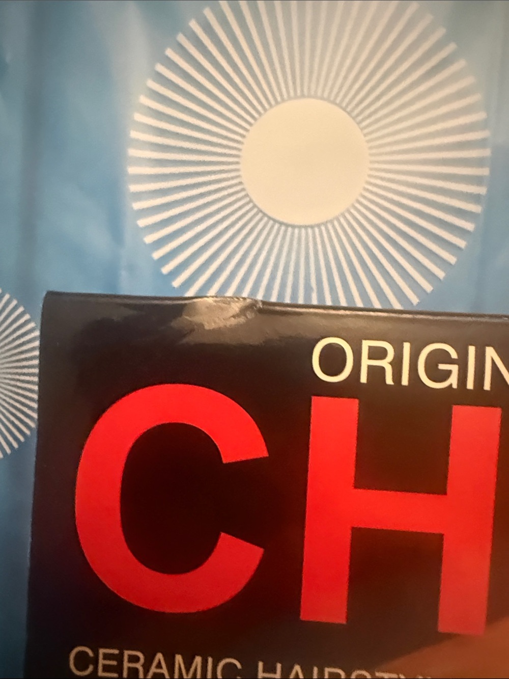 CHI Original Ceramic Hairstyling Iron - Black with Gold Plates brand new - Picture 8 of 8